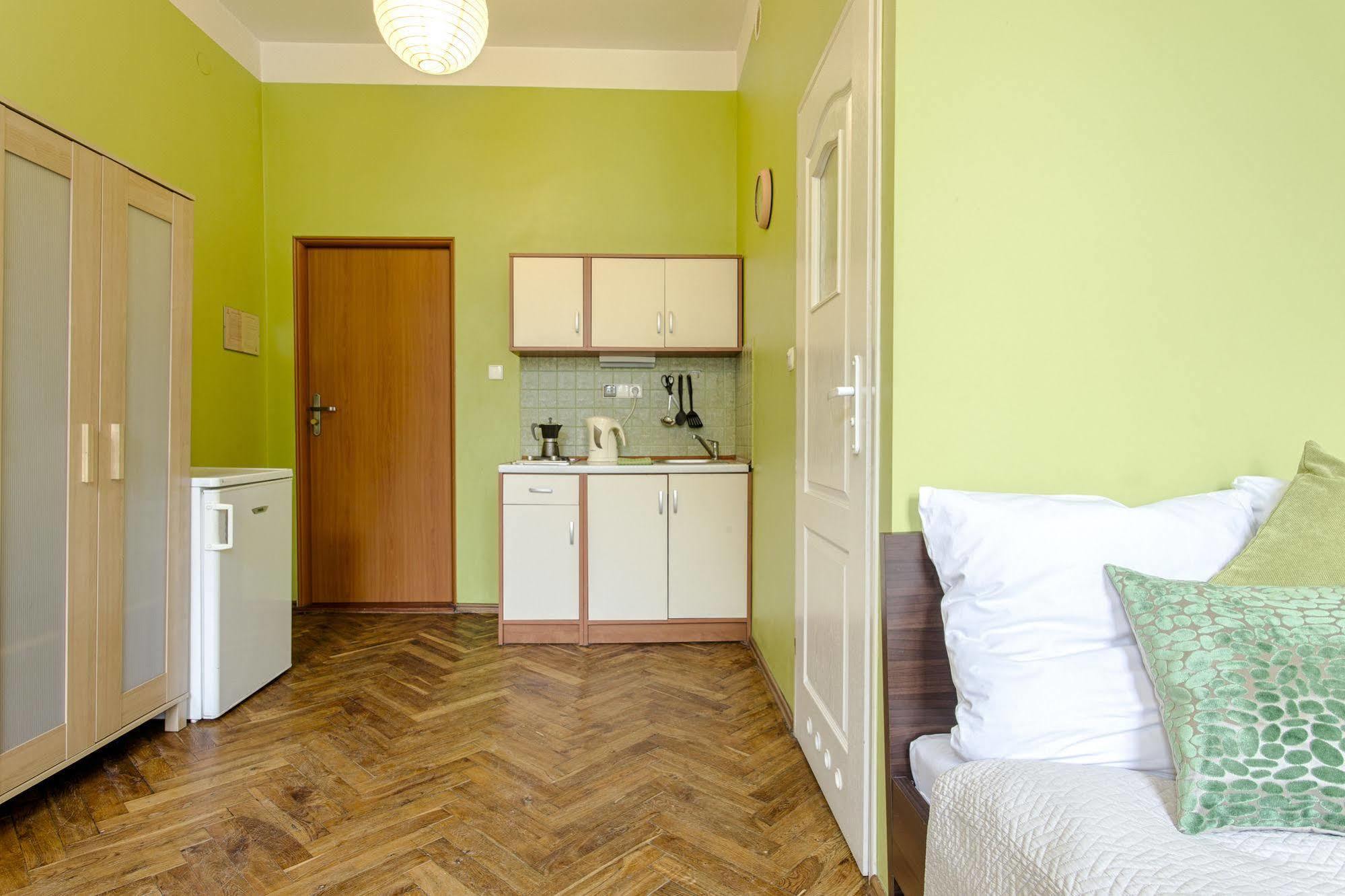 Krakow Townhouse Apartment ภายนอก รูปภาพ
