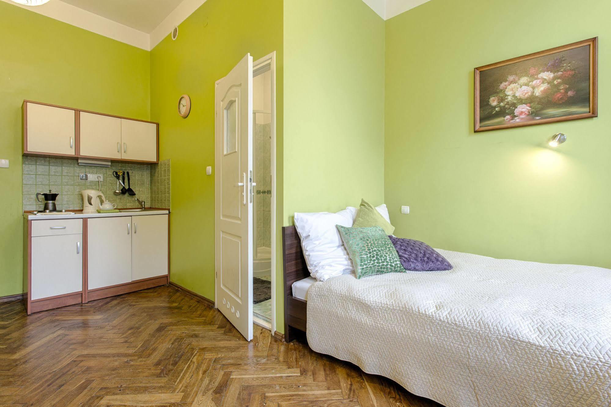 Krakow Townhouse Apartment ภายนอก รูปภาพ