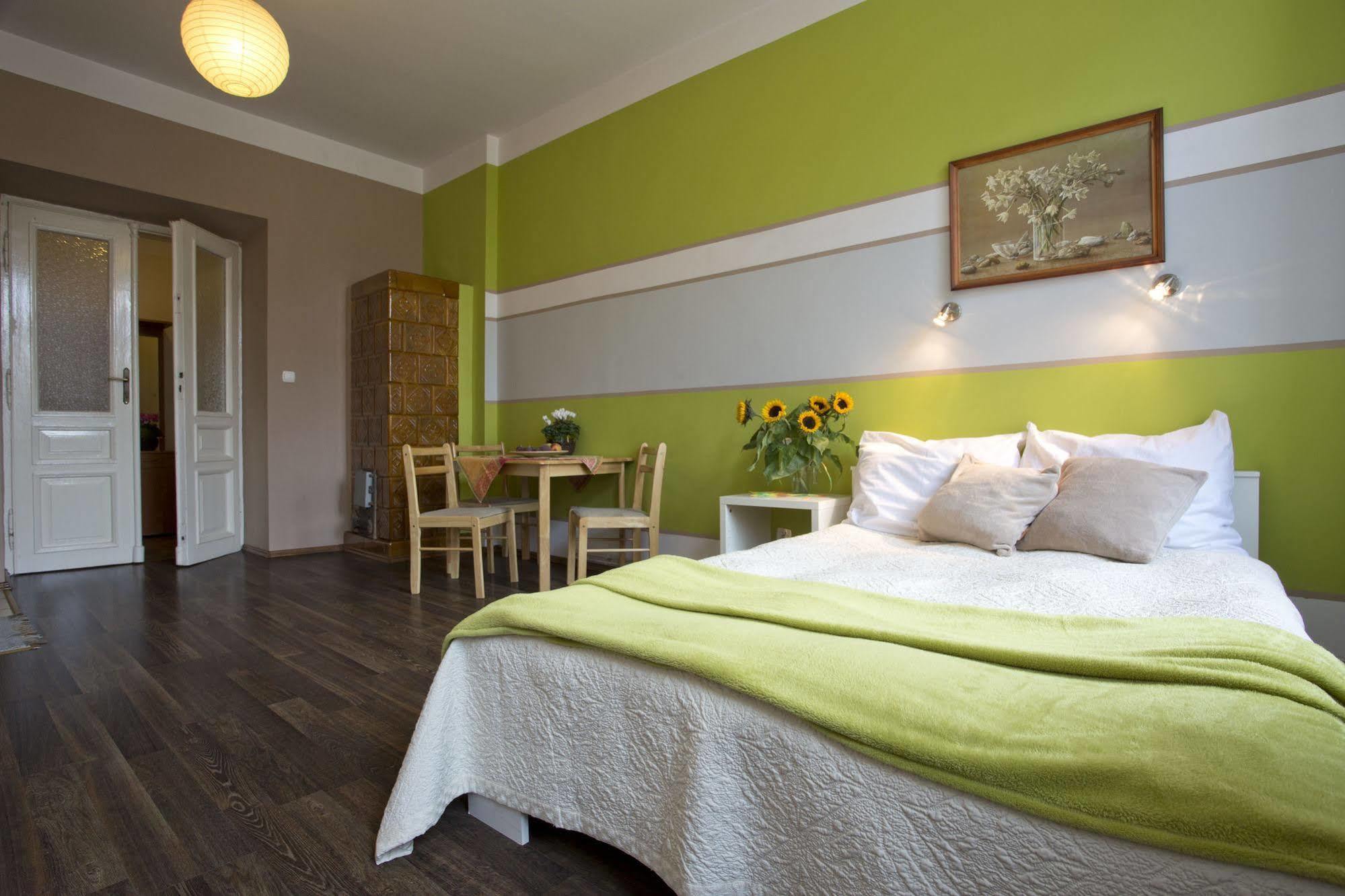 Krakow Townhouse Apartment ภายนอก รูปภาพ